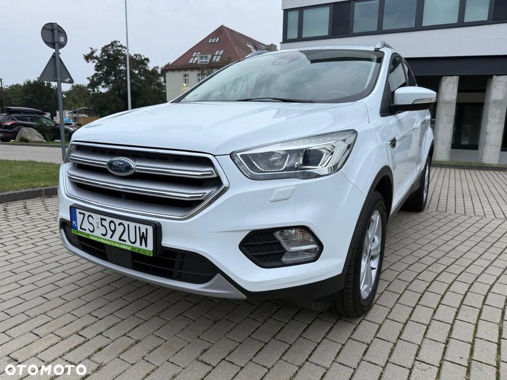 Ford Kuga 1.5 EcoBoost FWD Titanium - 3