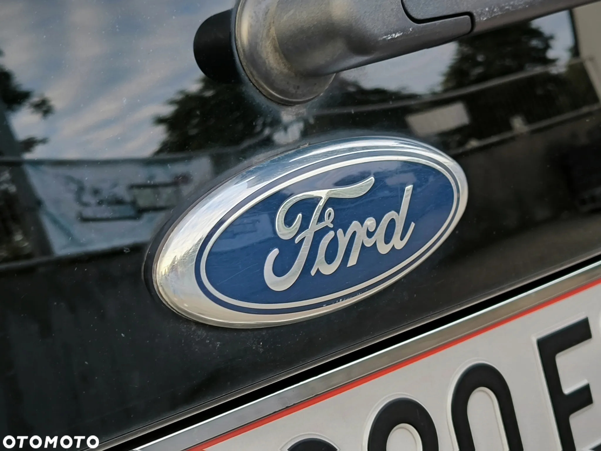 Ford Galaxy 2.0 TDCi Titanium - 24