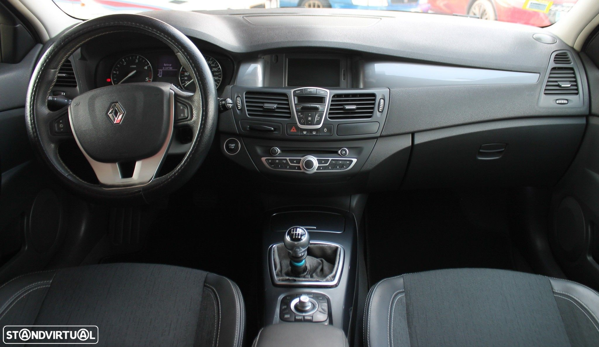 Renault Laguna Break 1.5 dCi Dynamique S - 15