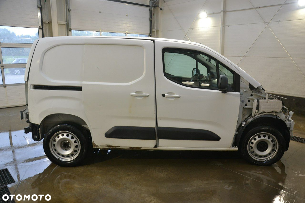Peugeot Partner - 8