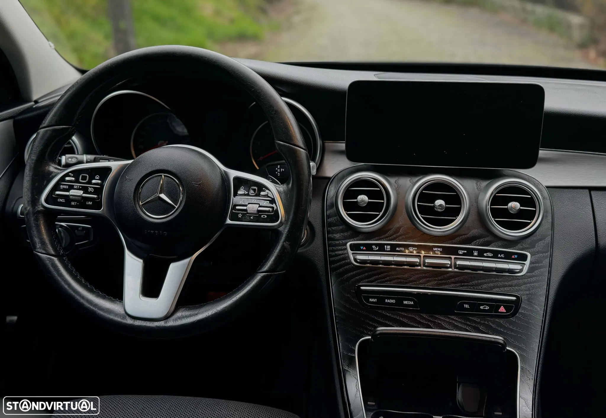Mercedes-Benz C 300 - 11