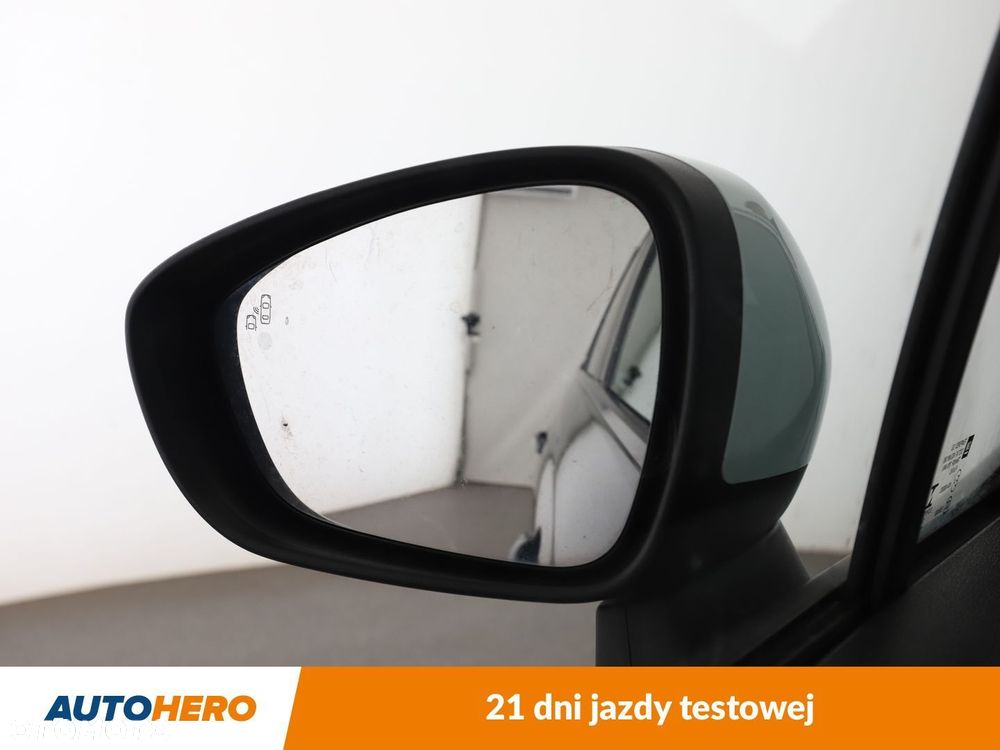 Opel Crossland X 1.2 T Design Line S&S - 34