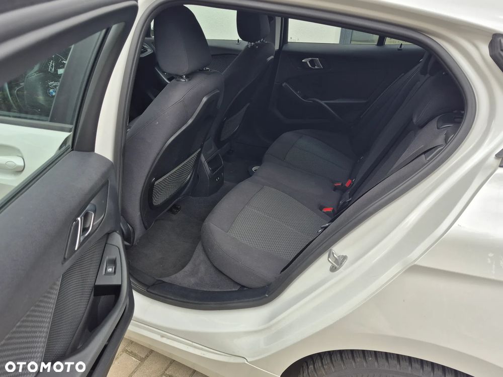 BMW Seria 1 118i - 8