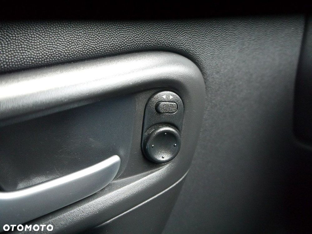 Opel Combo Tour Edition - 30