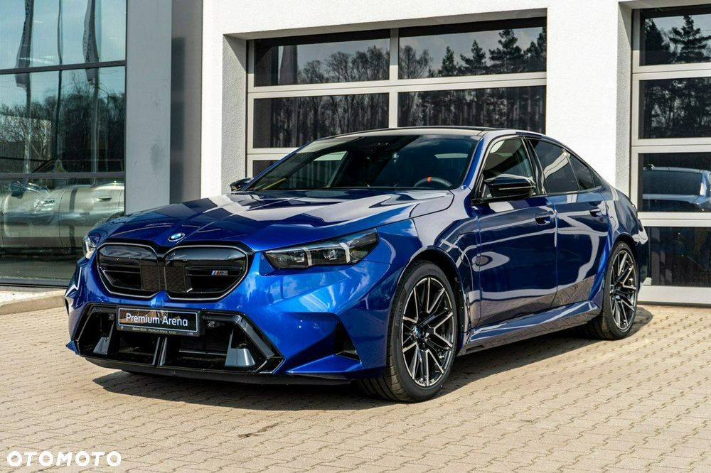 BMW M5 xDrive - 4