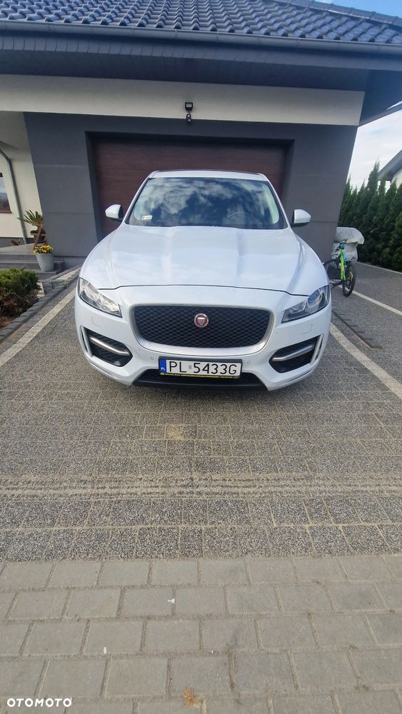 Jaguar F-Pace 2.0 i4D AWD R-Sport - 2