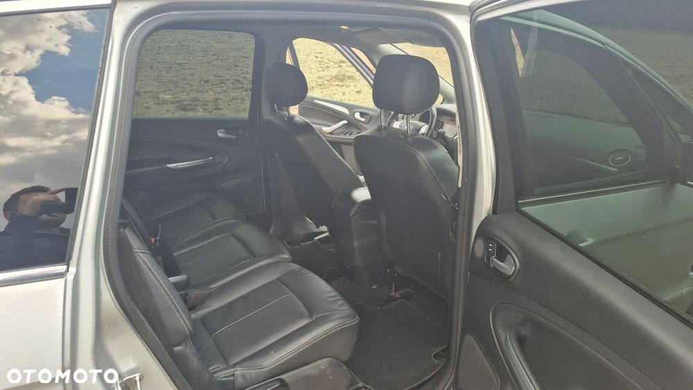 Ford S-Max - 6