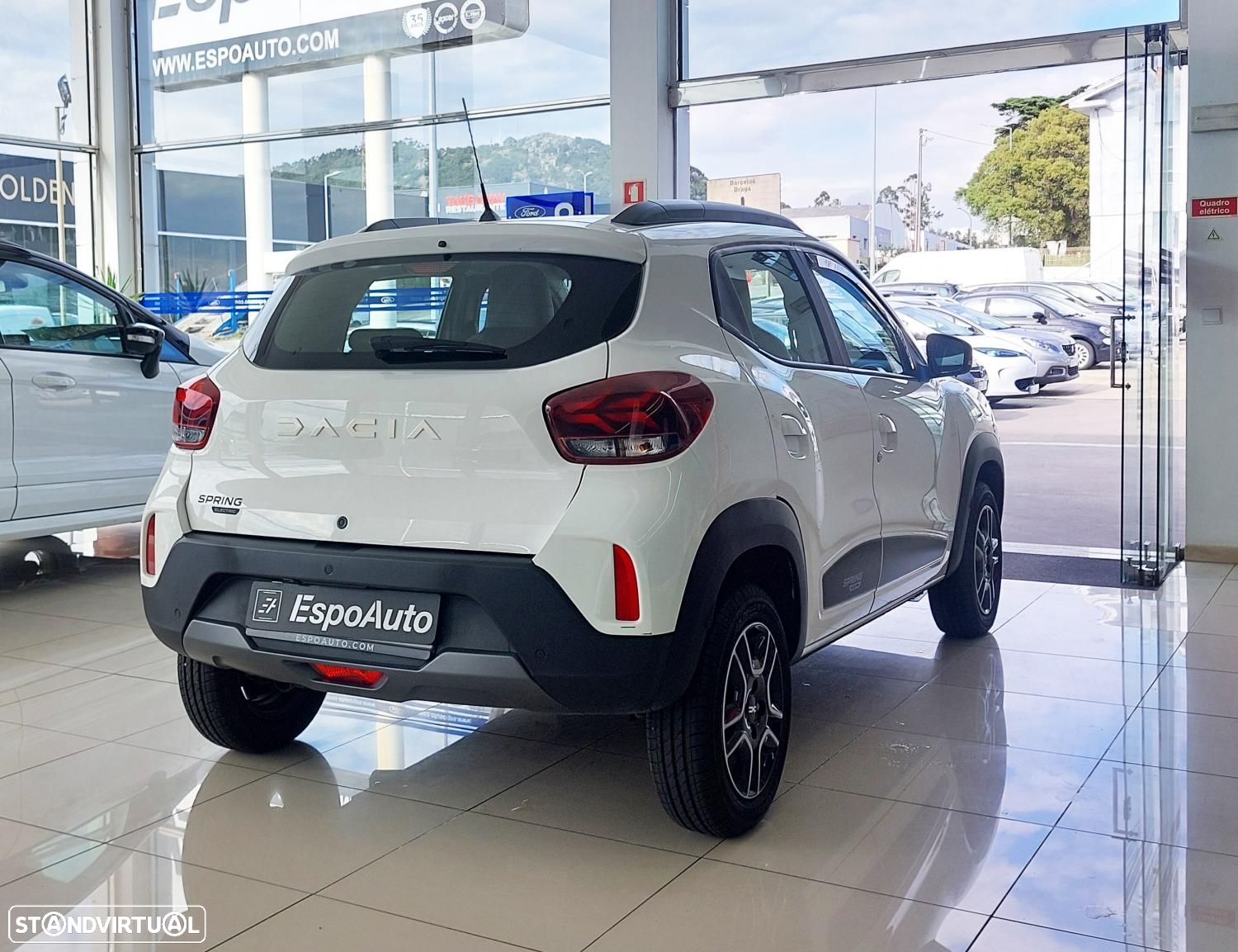 Dacia Spring Electric 45 Essential - 4