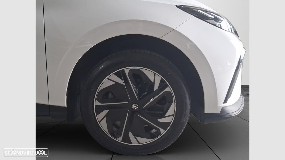 MG MG4 51 kWh Standard - 10