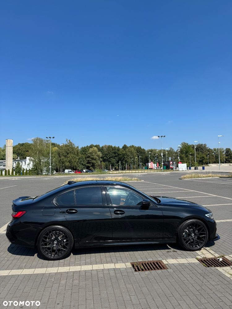 BMW Seria 3 330i Luxury Line sport - 2