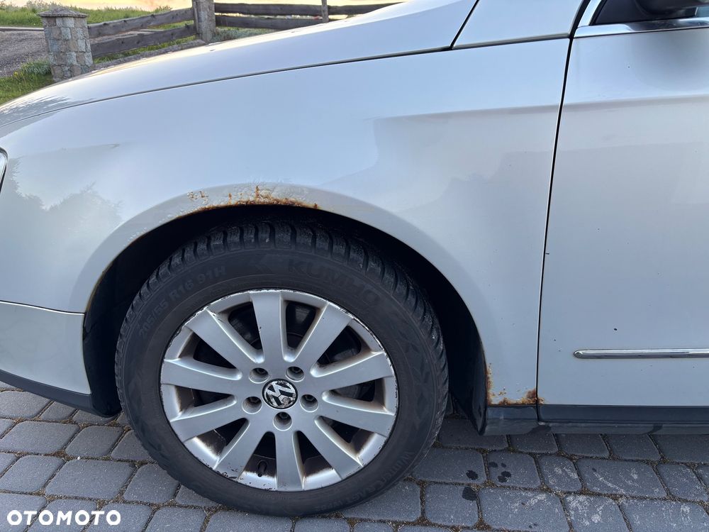 Volkswagen Passat 2.0 TDI Trendline - 17