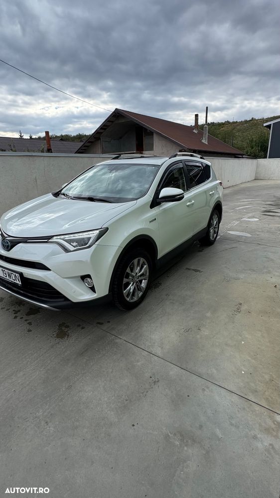 Toyota RAV4 - 2