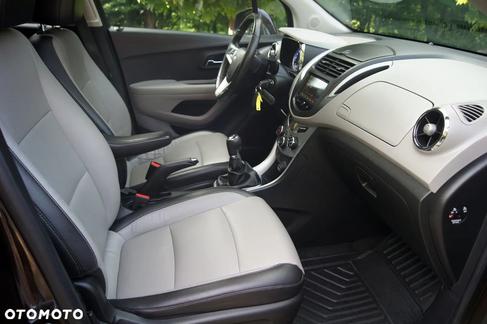 Chevrolet Trax 1.4T AWD LS+ - 26