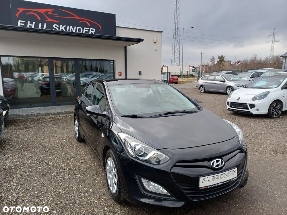 Hyundai i30 1.4 Classic + - 10