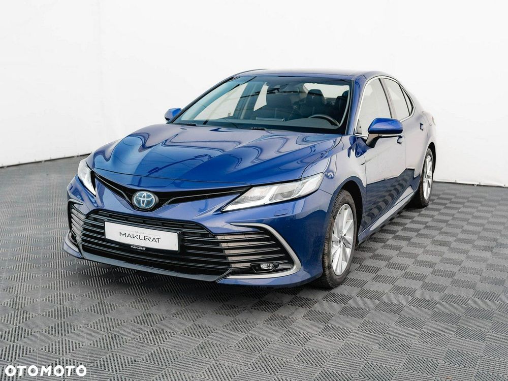 Toyota Camry - 3