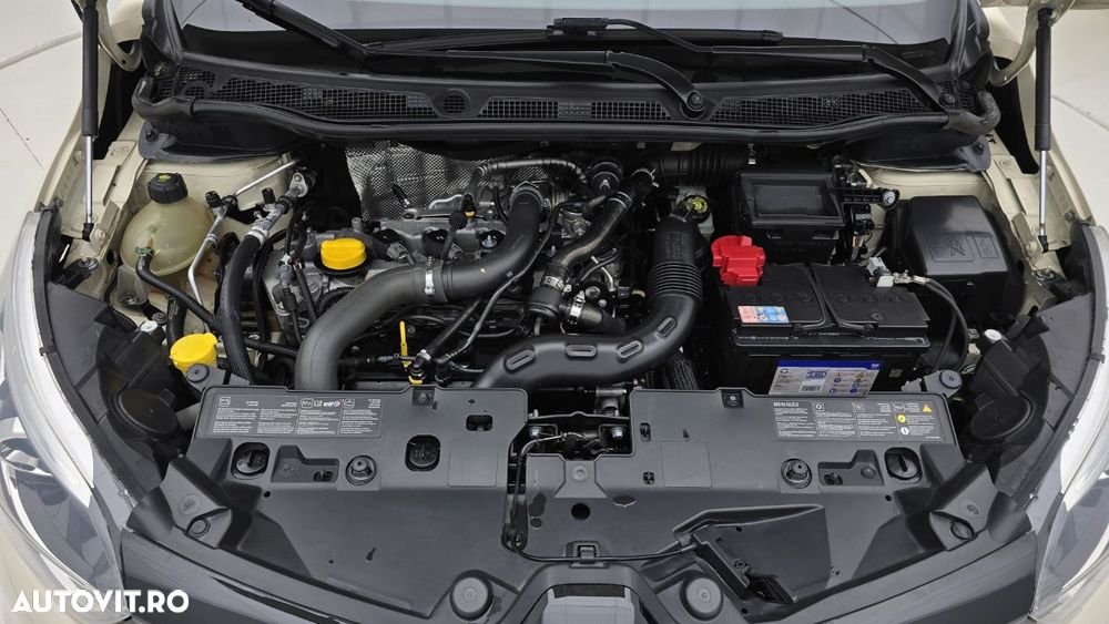 Renault Captur - 24