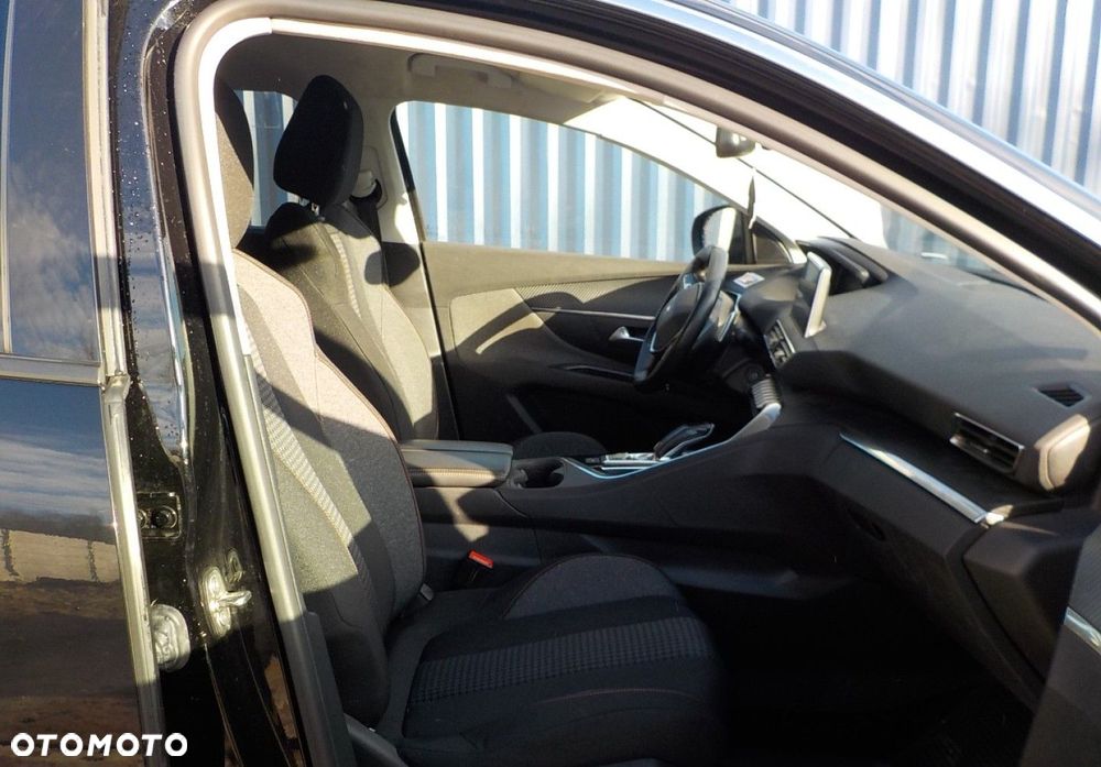 Peugeot 5008 - 10