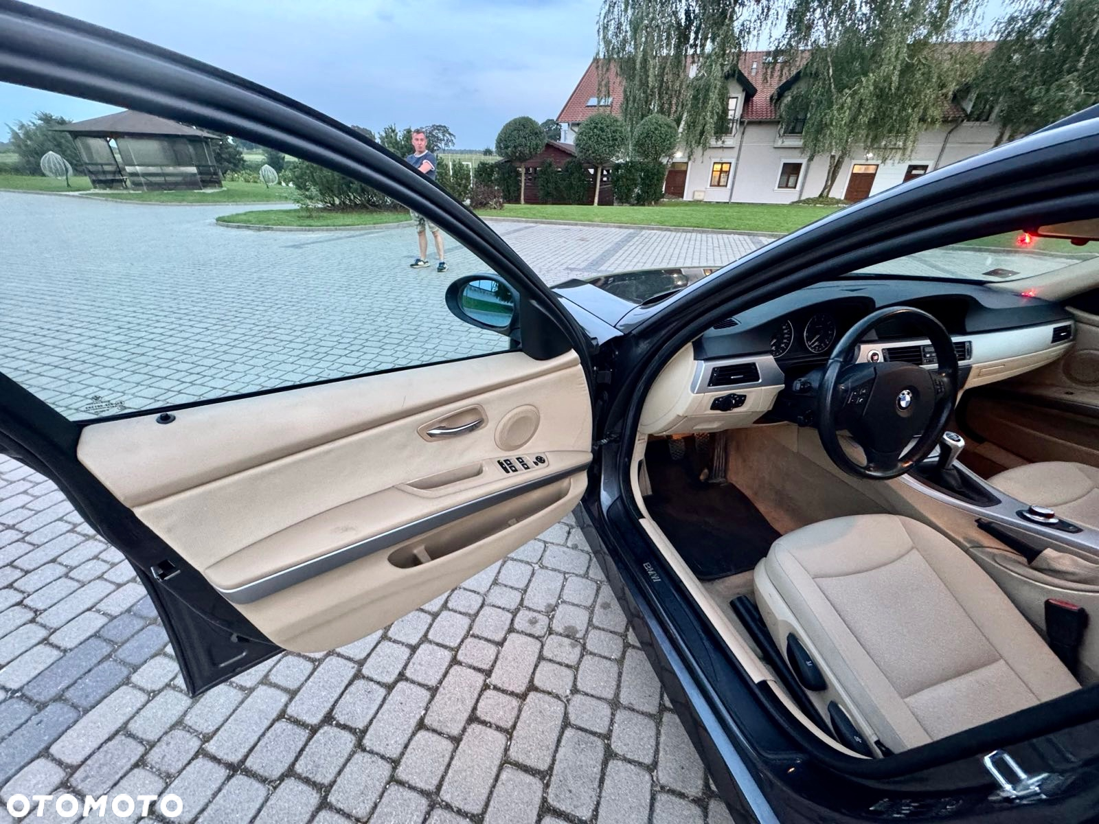 BMW Seria 3 320i - 35