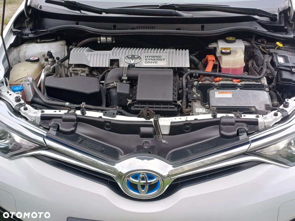 Toyota Auris Hybrid 135 Premium - 24