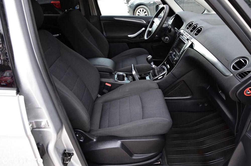 Ford Galaxy 2.0 TDCi Titanium - 37