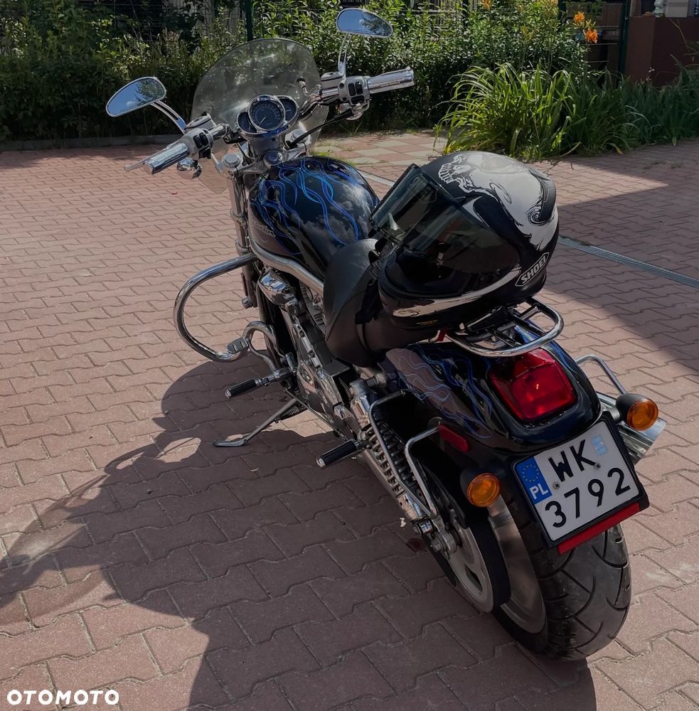 Harley-Davidson V-Rod Street Rod - 13