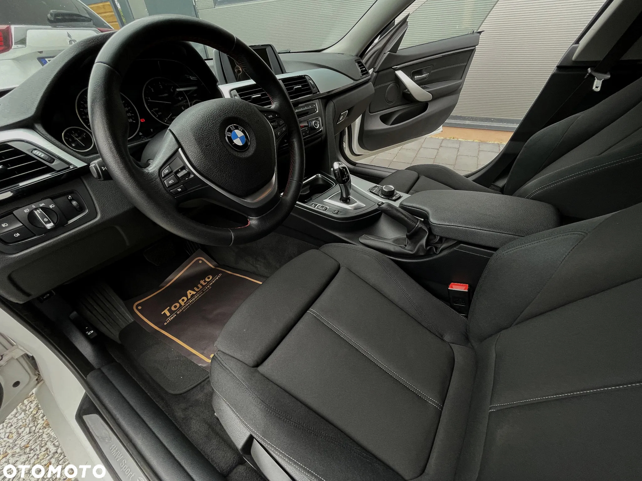 BMW Seria 4 420d Gran Coupe - 18
