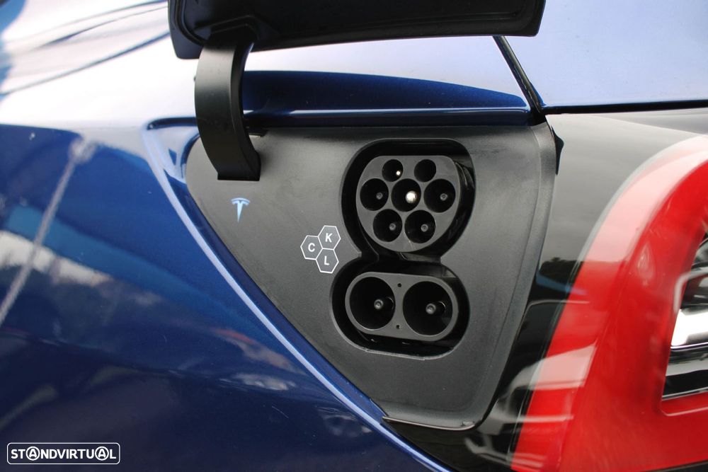 Tesla Model Y Tração Traseira - 33