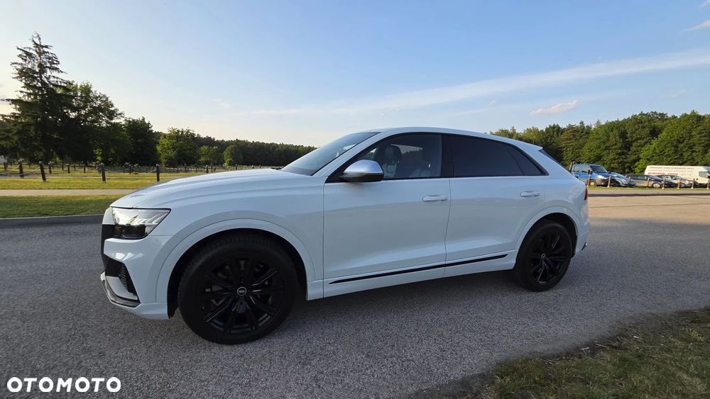 Audi SQ8 - 1