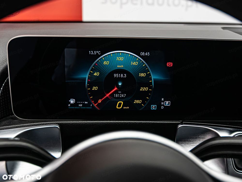 Mercedes-Benz GLB 200 d Progressive 8G-DCT - 15