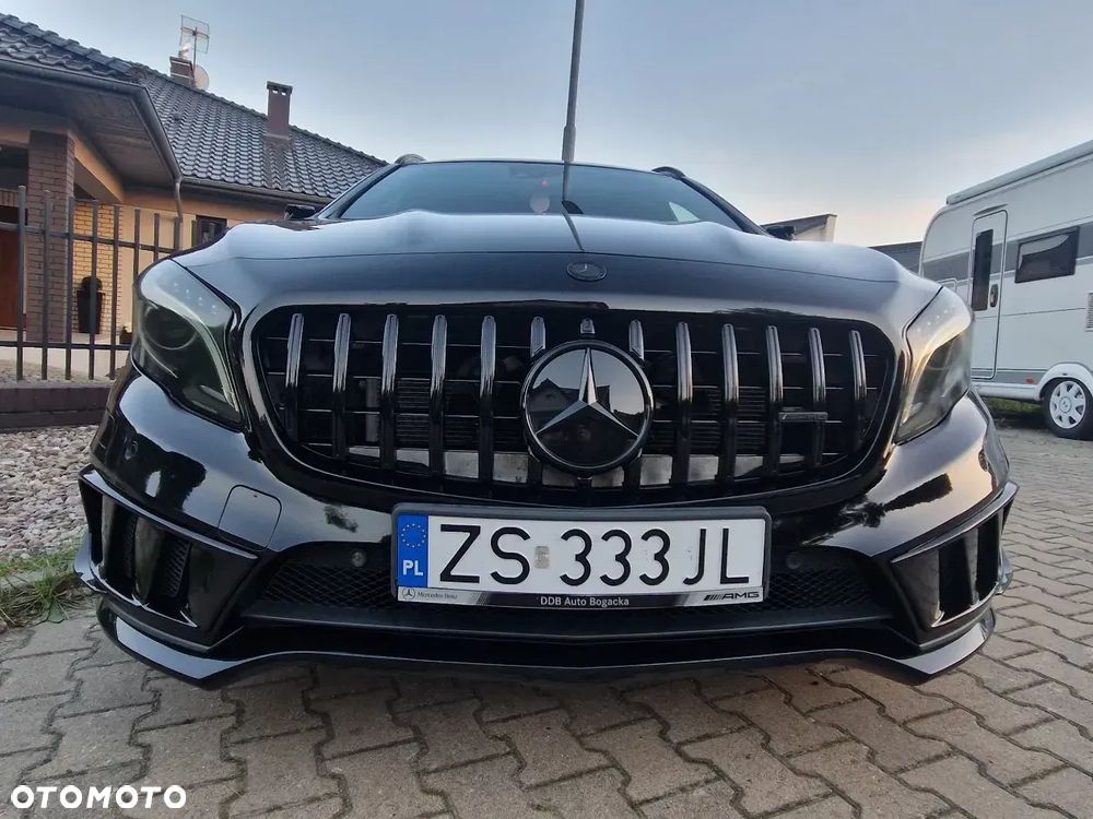 Mercedes-Benz GLA 45 AMG 4Matic 7G-DCT - 2