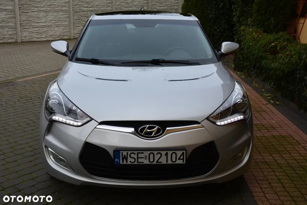 Hyundai Veloster 1.6 GDI Premium - 17