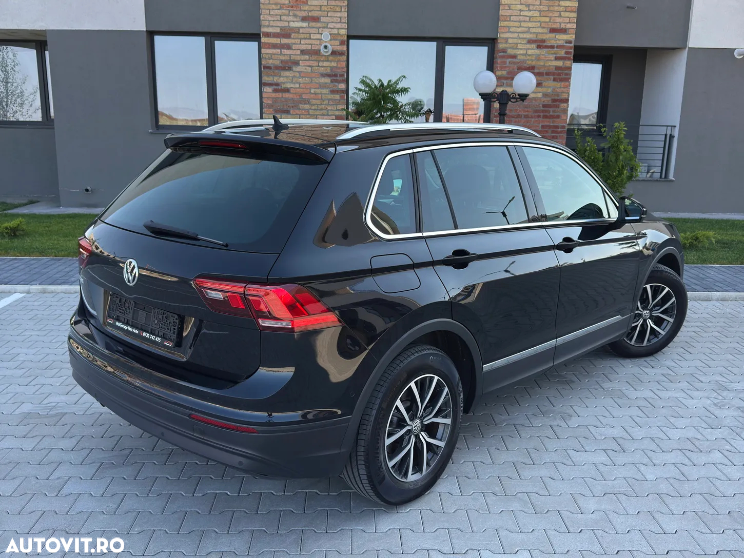 Volkswagen Tiguan - 18