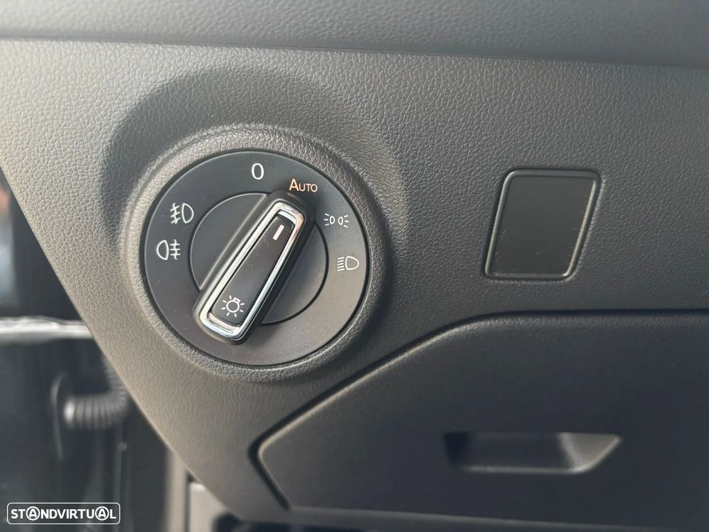 SEAT Leon X-Perience 1.6 TDi S/S - 25