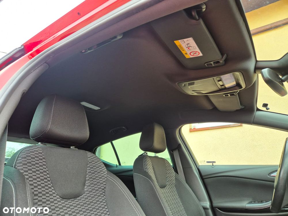 Opel Astra 1.4 T Elite S&S - 22