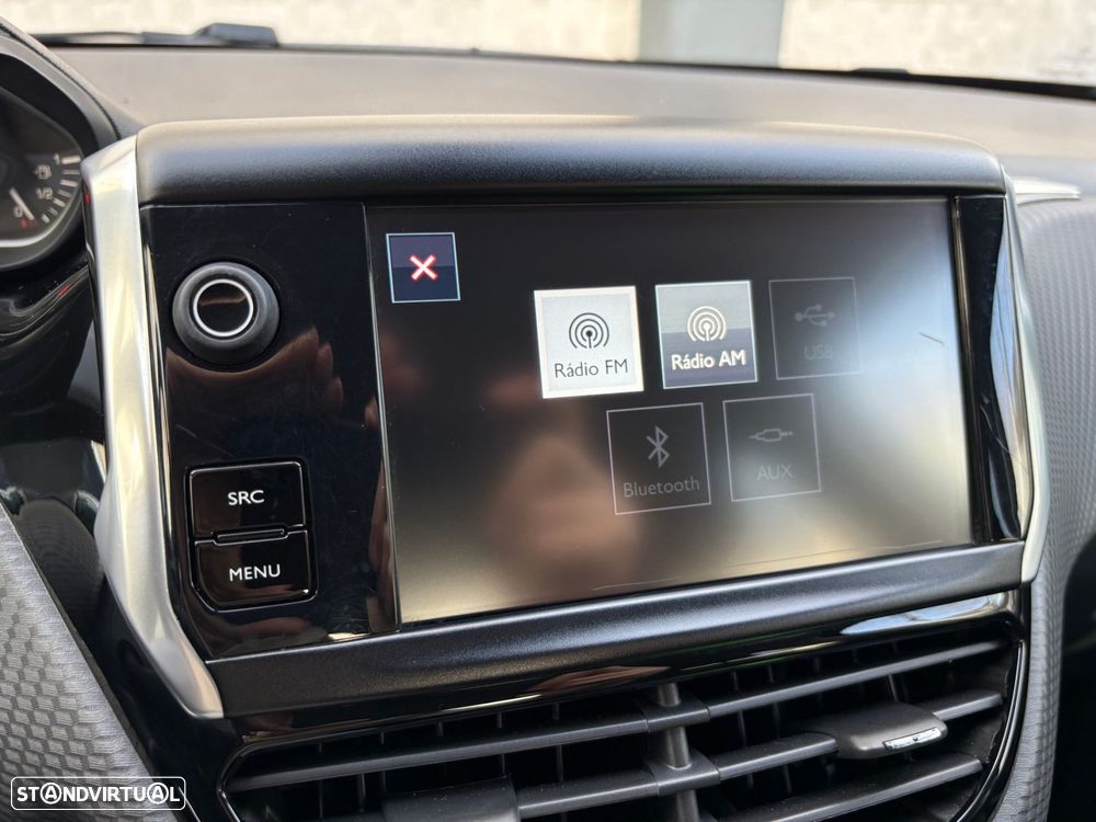 Peugeot 208 1.2 PureTech Style - 19