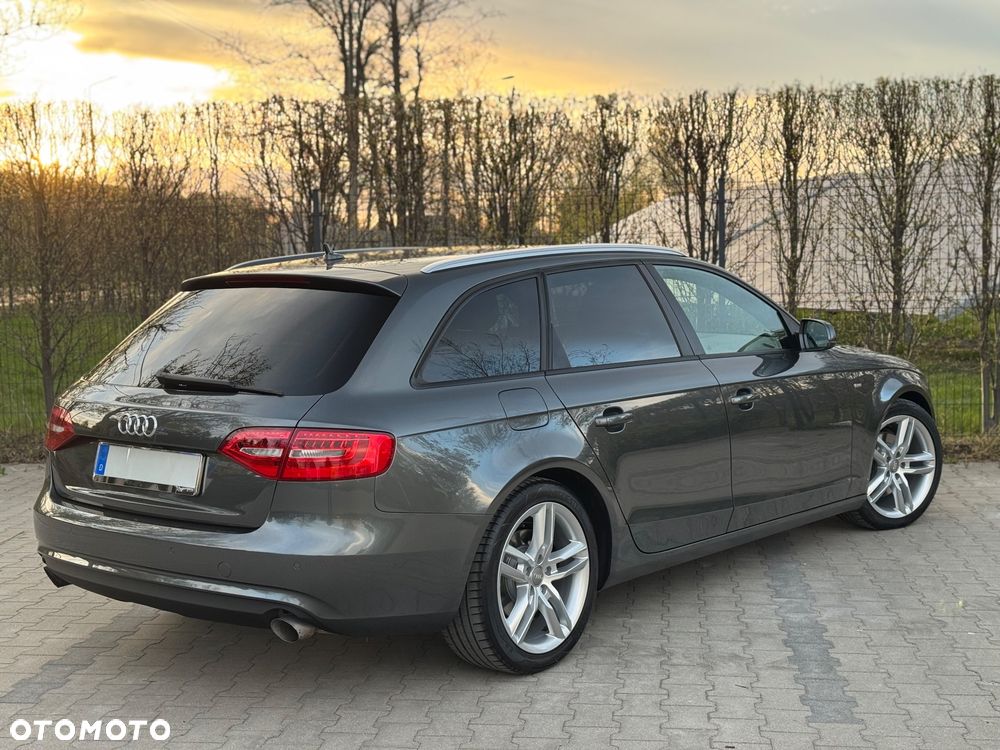 Audi A4 Avant 1.8 TFSI S line Sportpaket - 14