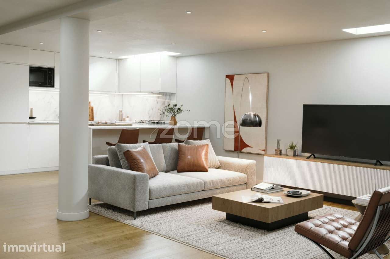 Apartamento T1 + Espaço Complementar com 3 Quartos e Acesso ao Jard... - Grande imagem: 2/47