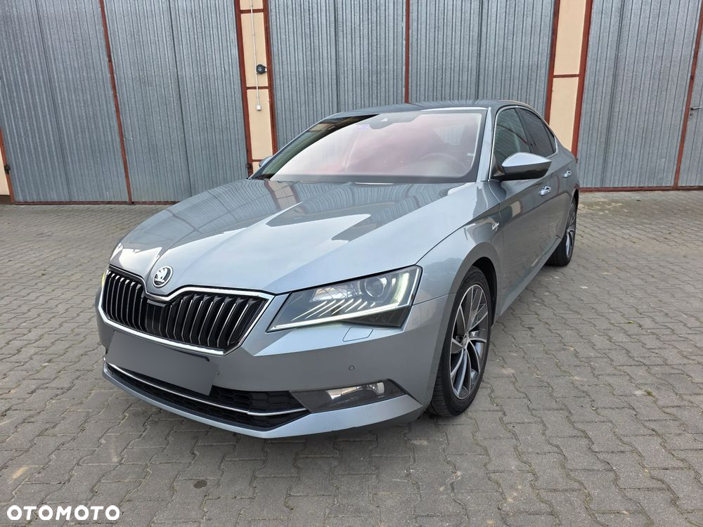 Skoda Superb 2.0 TDI 4x4 L&K DSG - 10