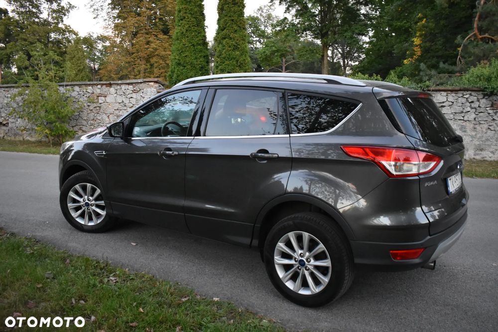 Ford Kuga 1.5 EcoBoost 2x4 Titanium - 15