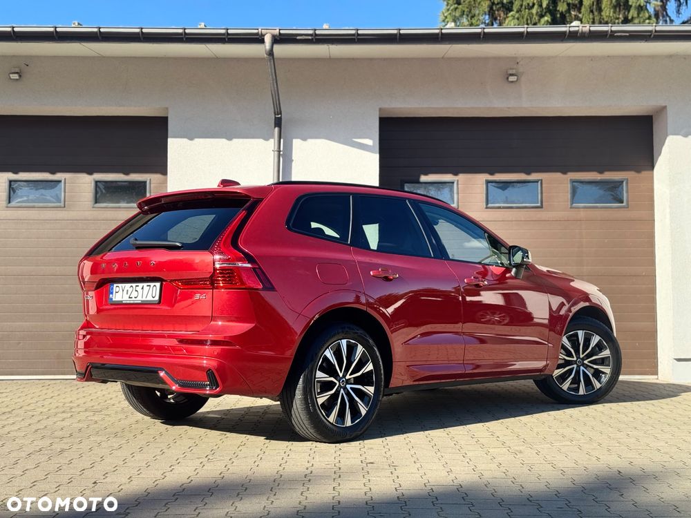 Volvo XC 60 B4 D Plus Dark - 9