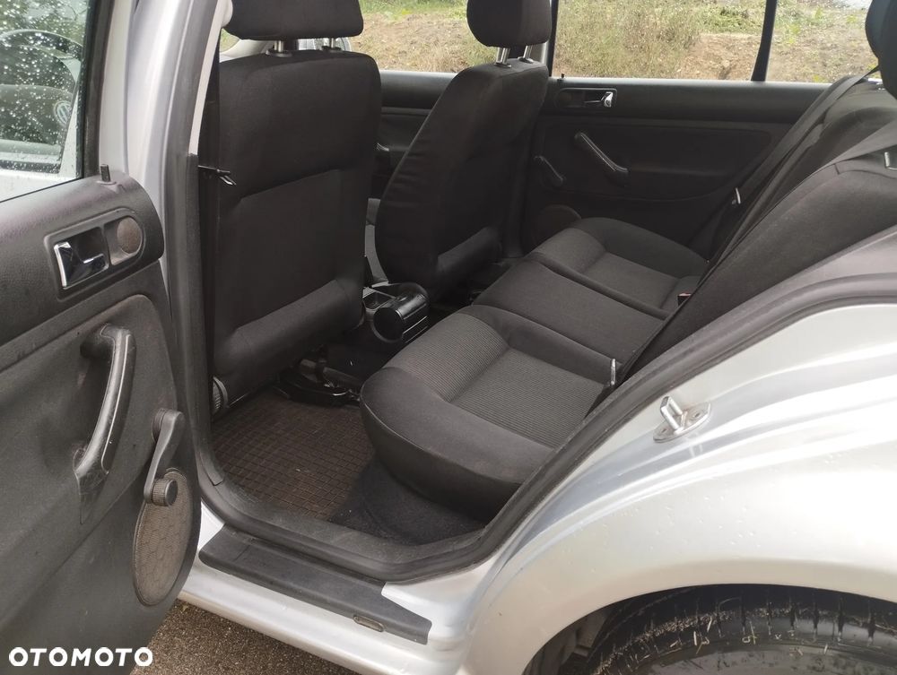 Volkswagen Bora 1.6 - 8