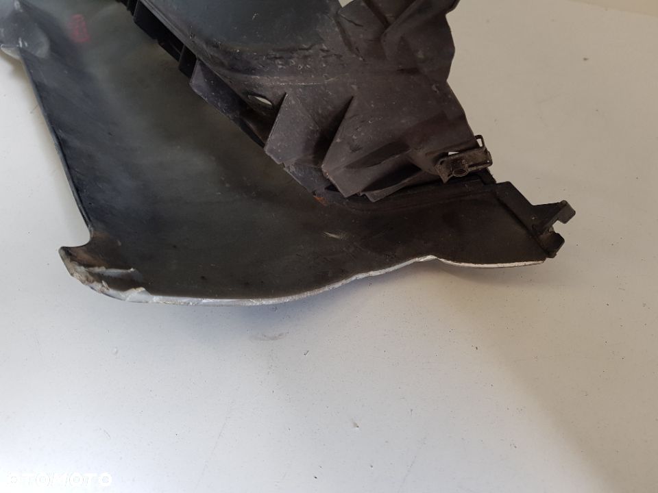 Piaggio MP3 09-14 Owiewka Płoza Podłoga Klapka 623069 - 10