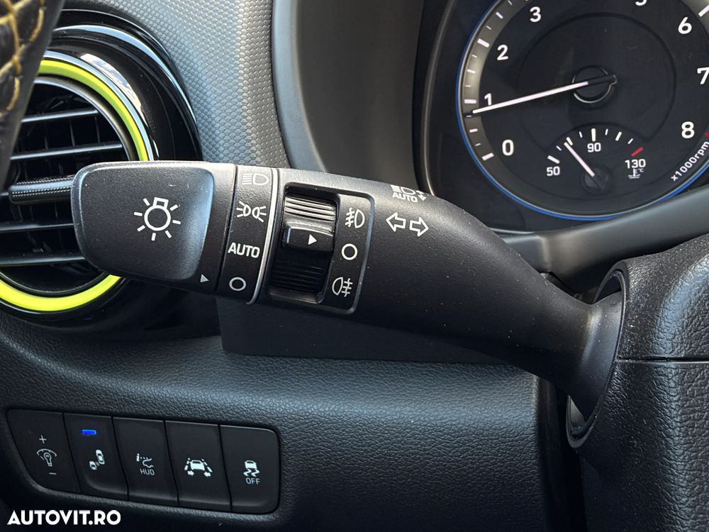 Hyundai KONA - 18