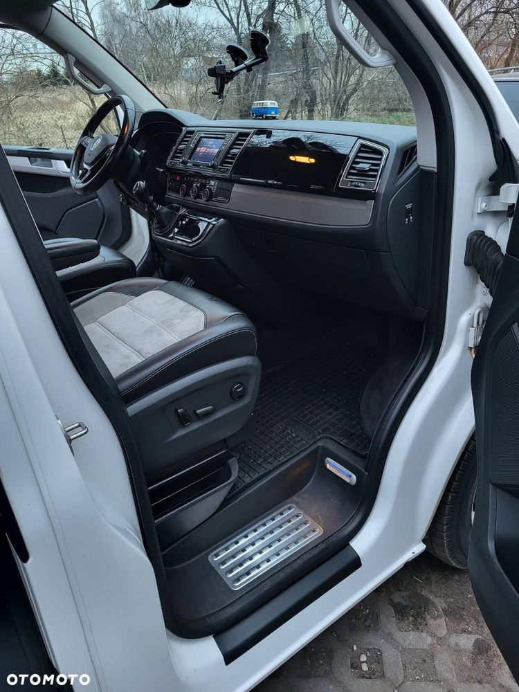 Volkswagen Multivan - 8