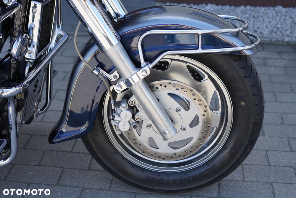 Suzuki VL 1500 Intruder LC - Boulevard C90 - 14