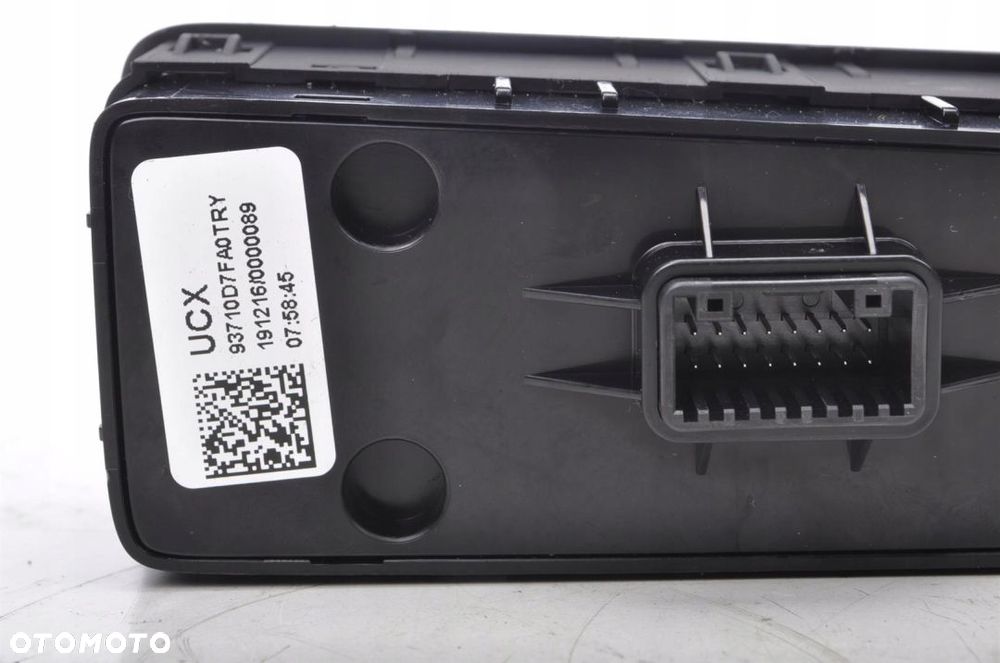 HYUNDAI TUCSON III PANEL PRZEŁĄCZNIKÓW 2020 - 4