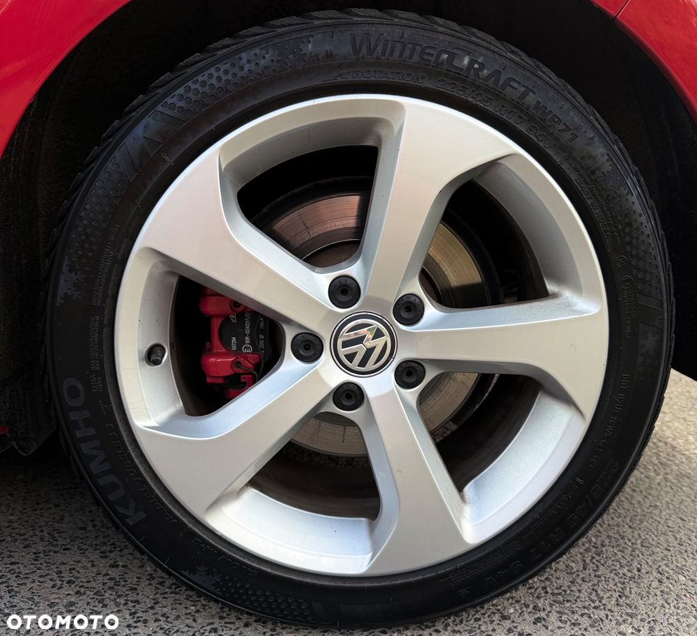 Volkswagen Golf GTI (BlueMotion Technology) DSG - 40