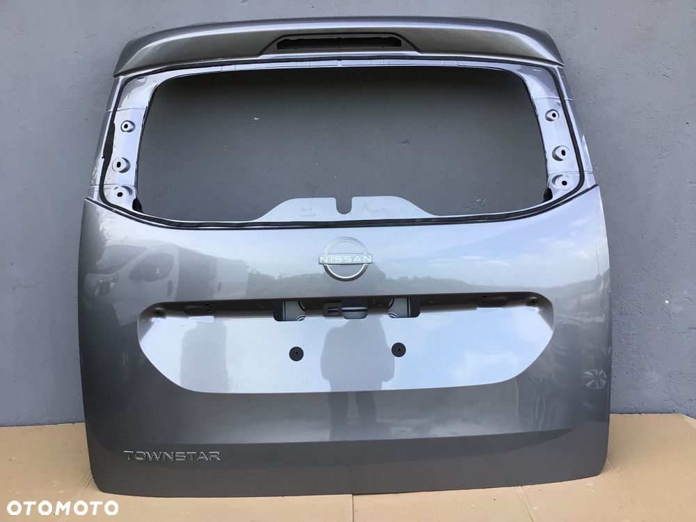 Klapa tylna bagażnika Nissan Townstar