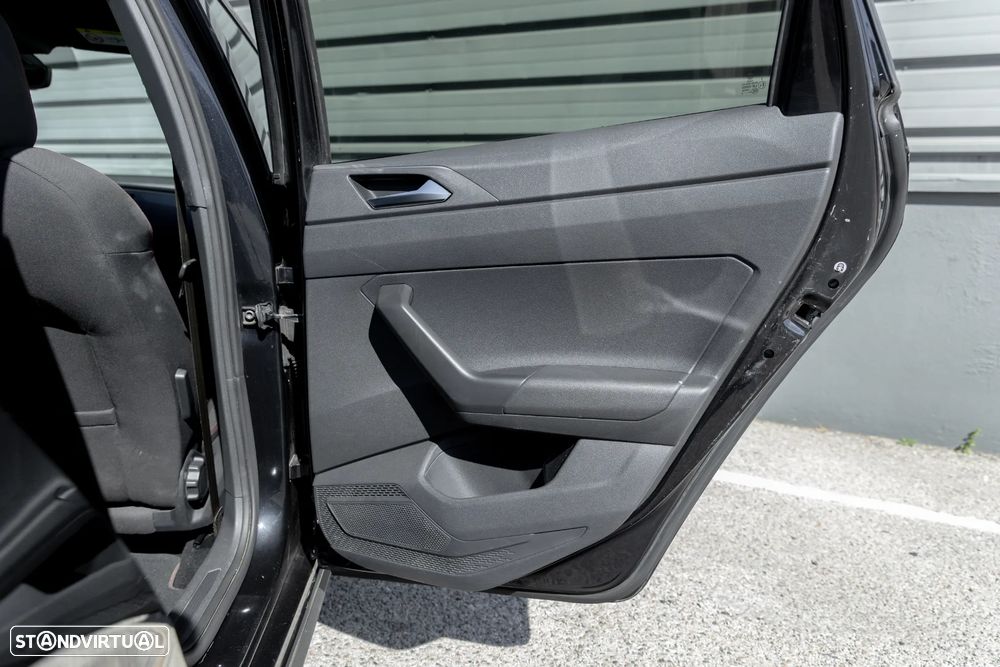 VW Polo 2.0 TSI DSG GTI - 32