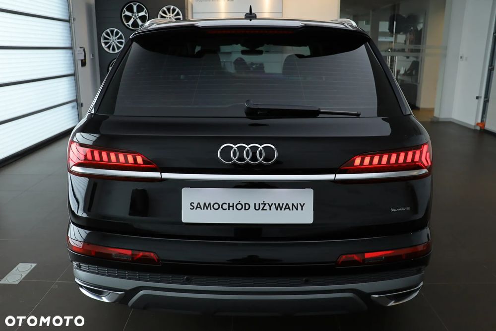 Audi Q7 - 6